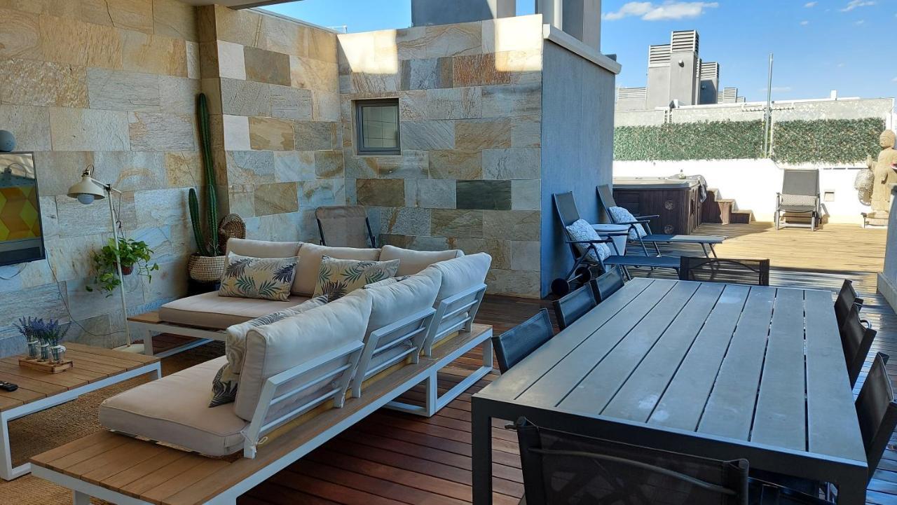 Apartmán Atico De Lujo Con Jacuzzi Climatizado En Terraza Elche Exteriér fotografie