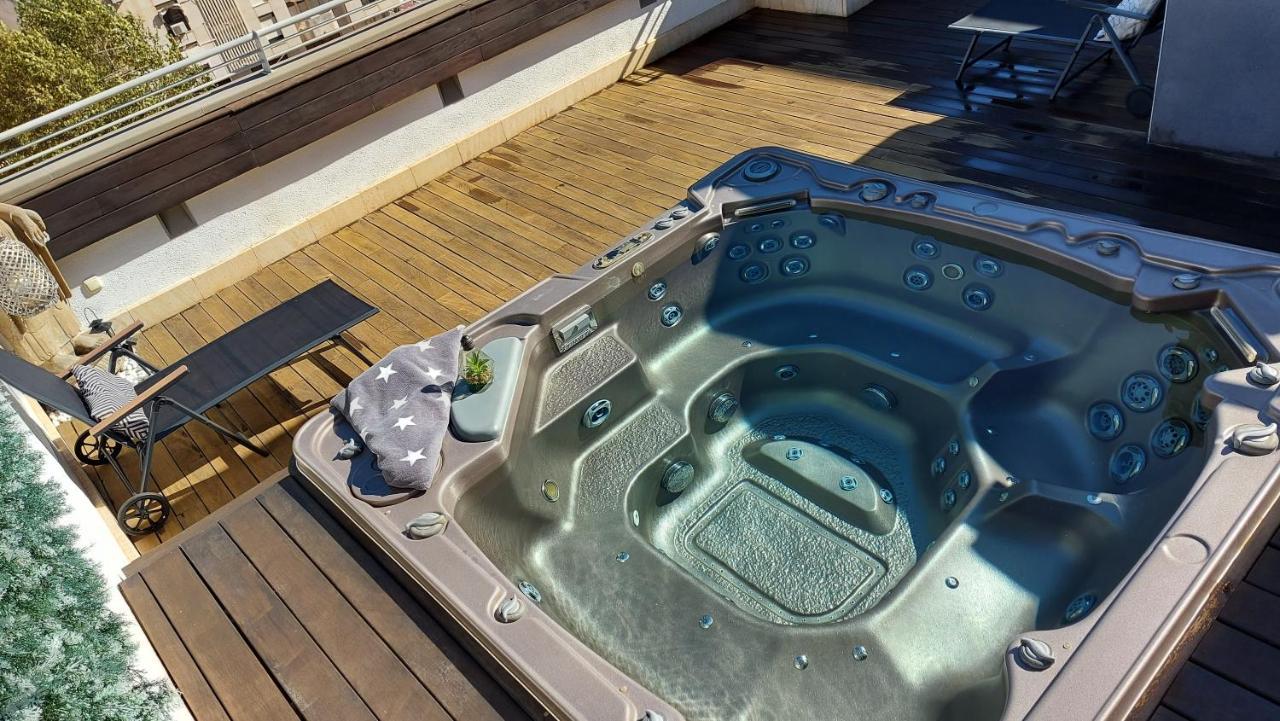 Apartmán Atico De Lujo Con Jacuzzi Climatizado En Terraza Elche Exteriér fotografie