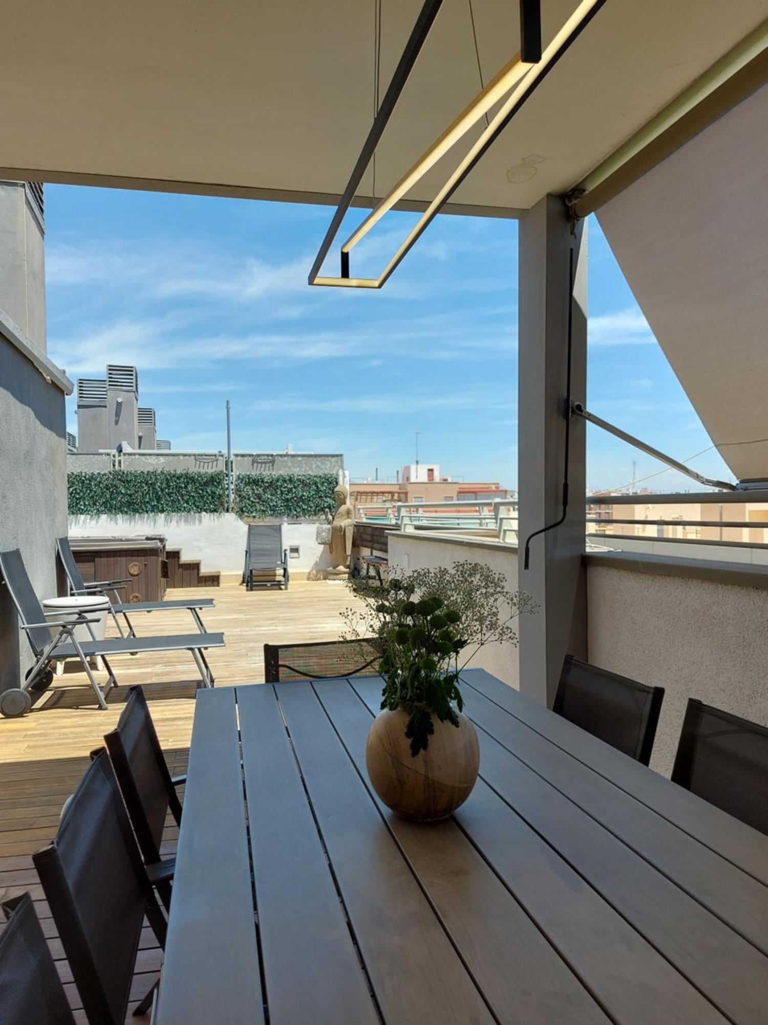 Apartmán Atico De Lujo Con Jacuzzi Climatizado En Terraza Elche Exteriér fotografie